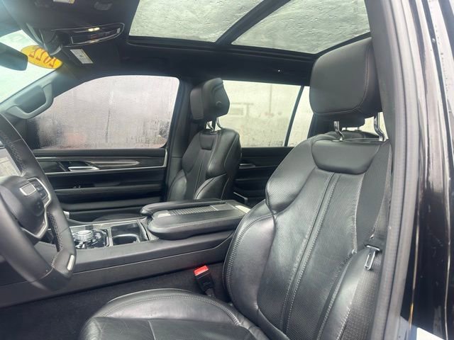 Used 2022 Jeep Wagoneer Series II w/ Premium Group I AWD/4WD image 28