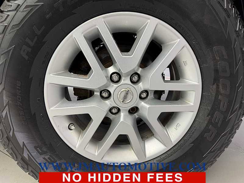 Used 2019 Nissan Frontier SV image 9