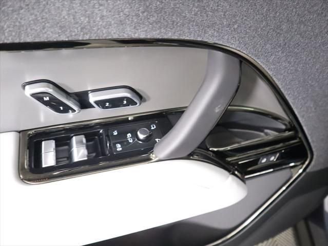 New 2026 Land Rover Range Rover Sport SE image 24