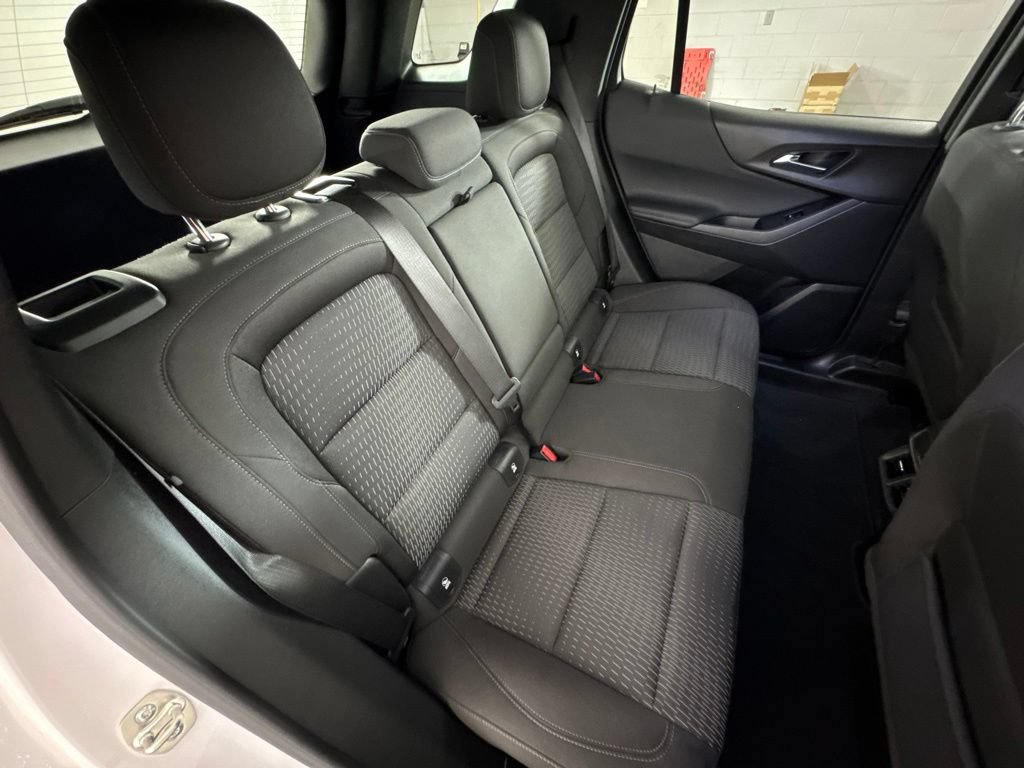 Certified 2025 Chevrolet Equinox LT AWD/4WD image 42