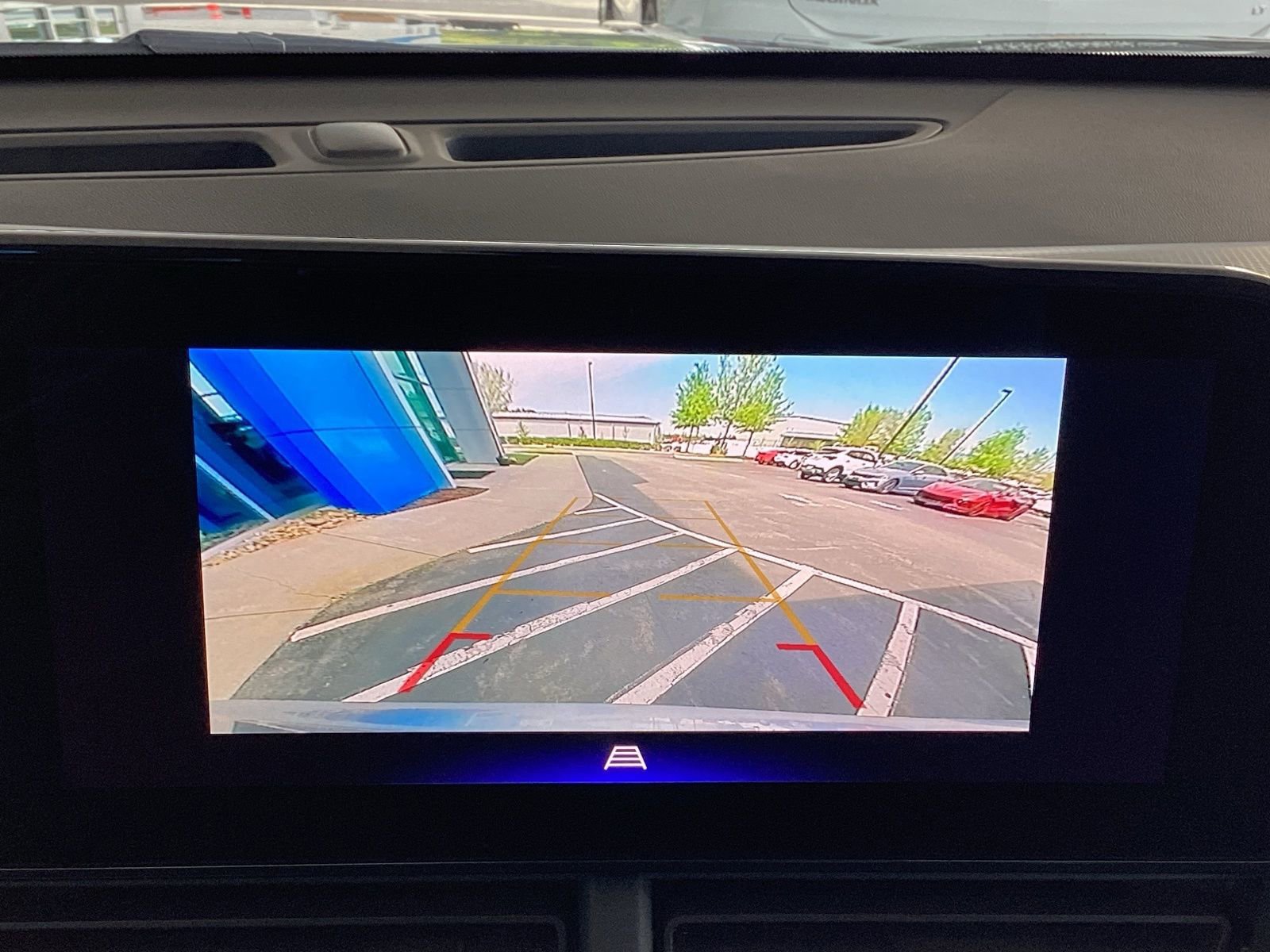 Used 2025 Chevrolet Trax LT w/ LT Convenience Package image 14