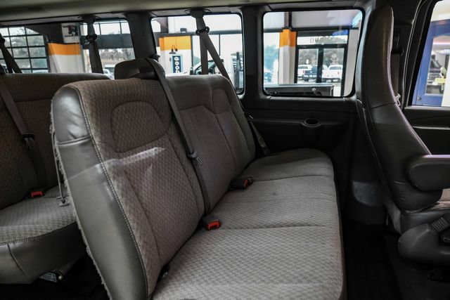 Used 2017 Chevrolet Express 3500 LT w/ LT Preferred Equipment Group RWD image 35