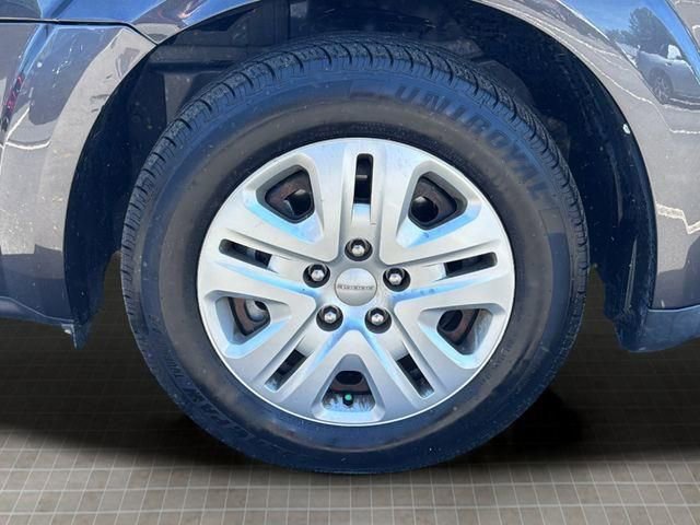 Used 2020 Dodge Journey SE w/ SE Popular Equipment Group FWD image 28