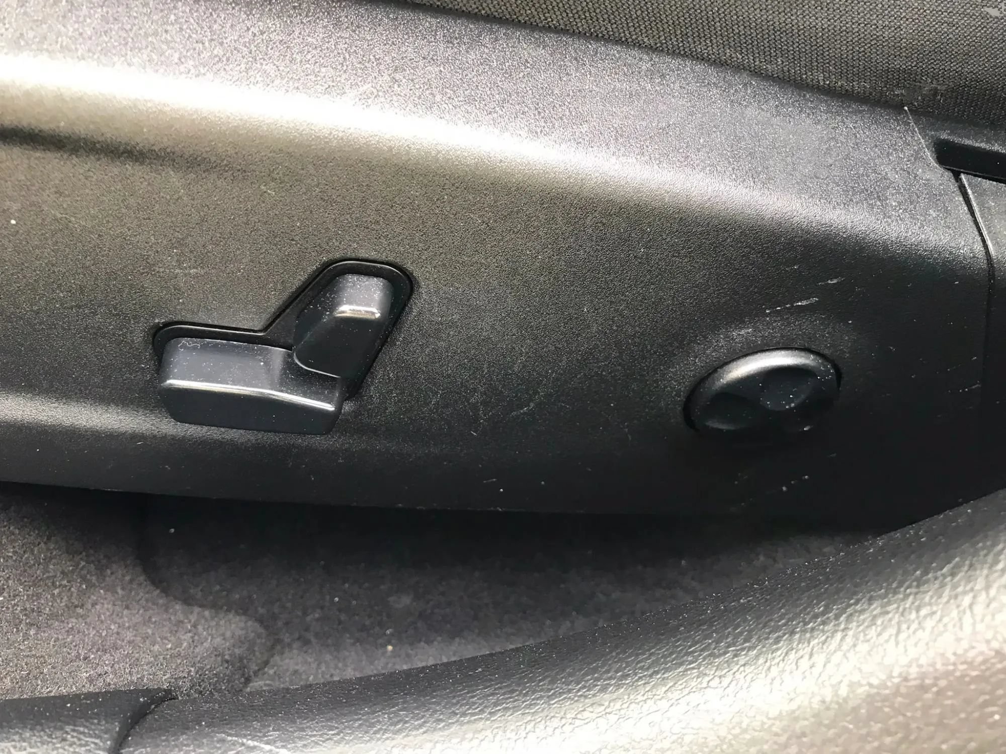 Used 2019 Dodge Charger SXT AWD/4WD image 15