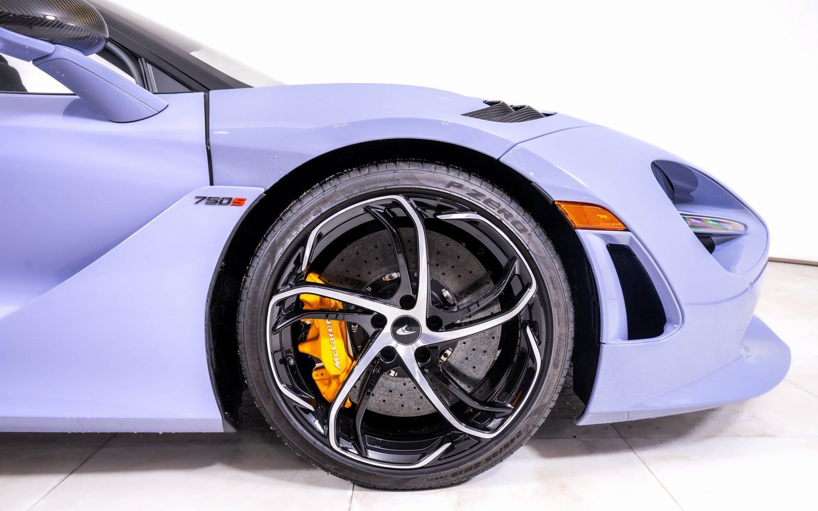 Used 2025 McLaren 750S Spider image 21
