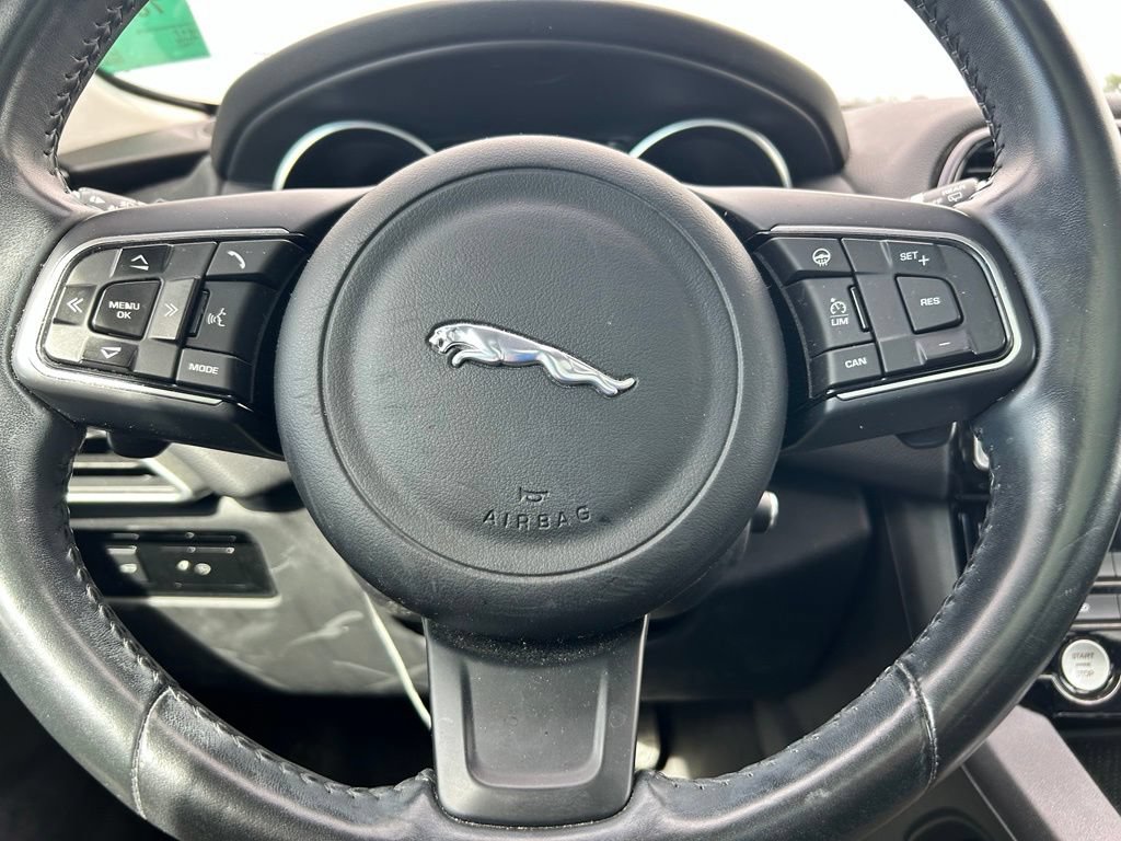 Used 2017 Jaguar F-PACE Prestige AWD/4WD image 23