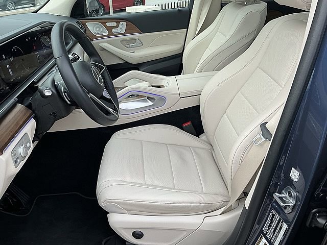 Used 2025 Mercedes-Benz GLE 350 4MATIC image 14