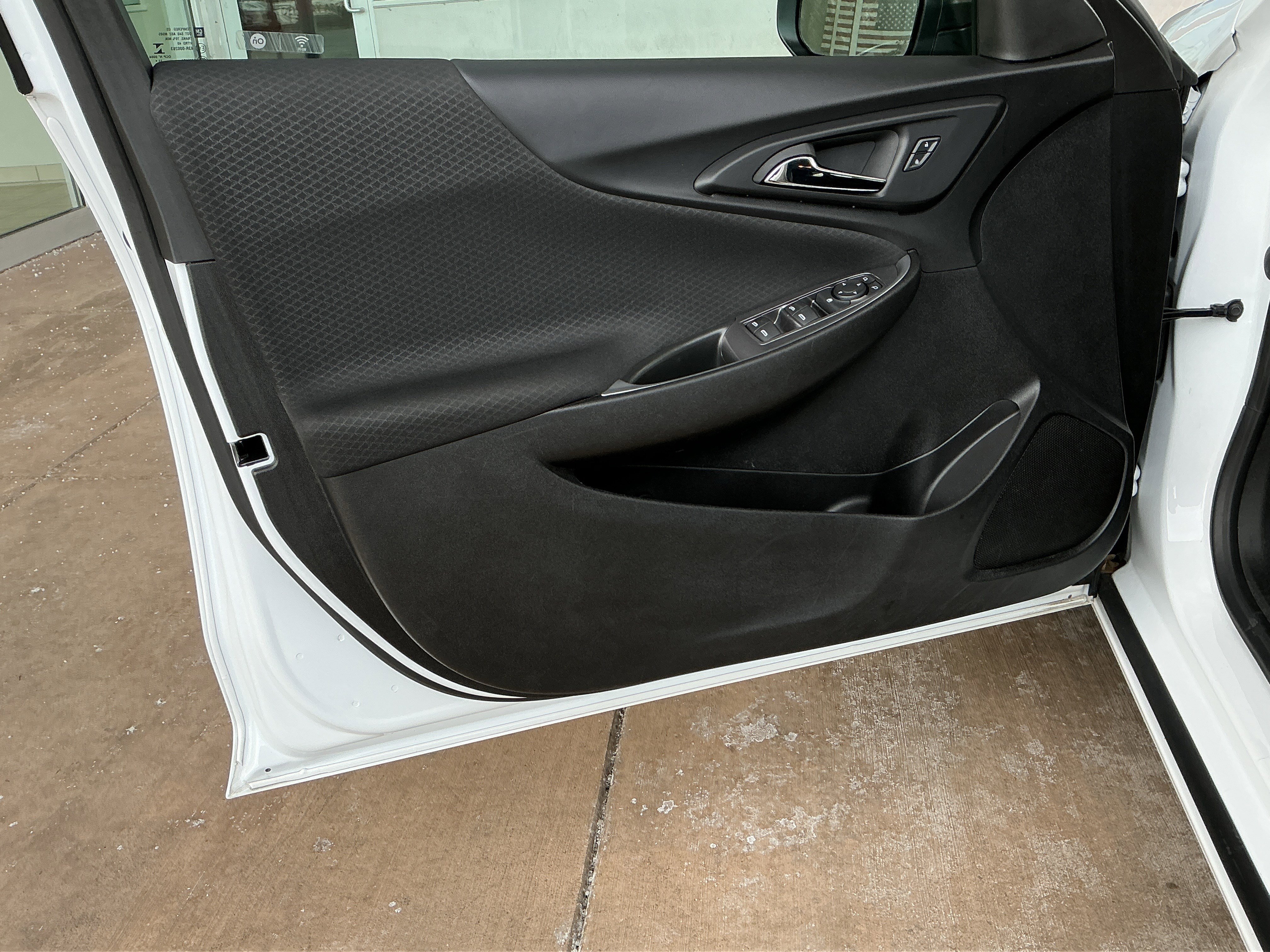 Used 2024 Chevrolet Malibu LT image 14