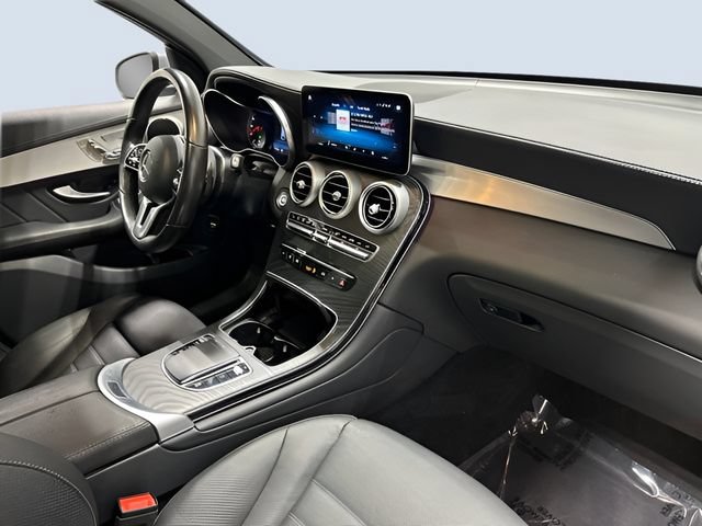 Used 2022 Mercedes-Benz GLC 300 4MATIC Coupe image 11