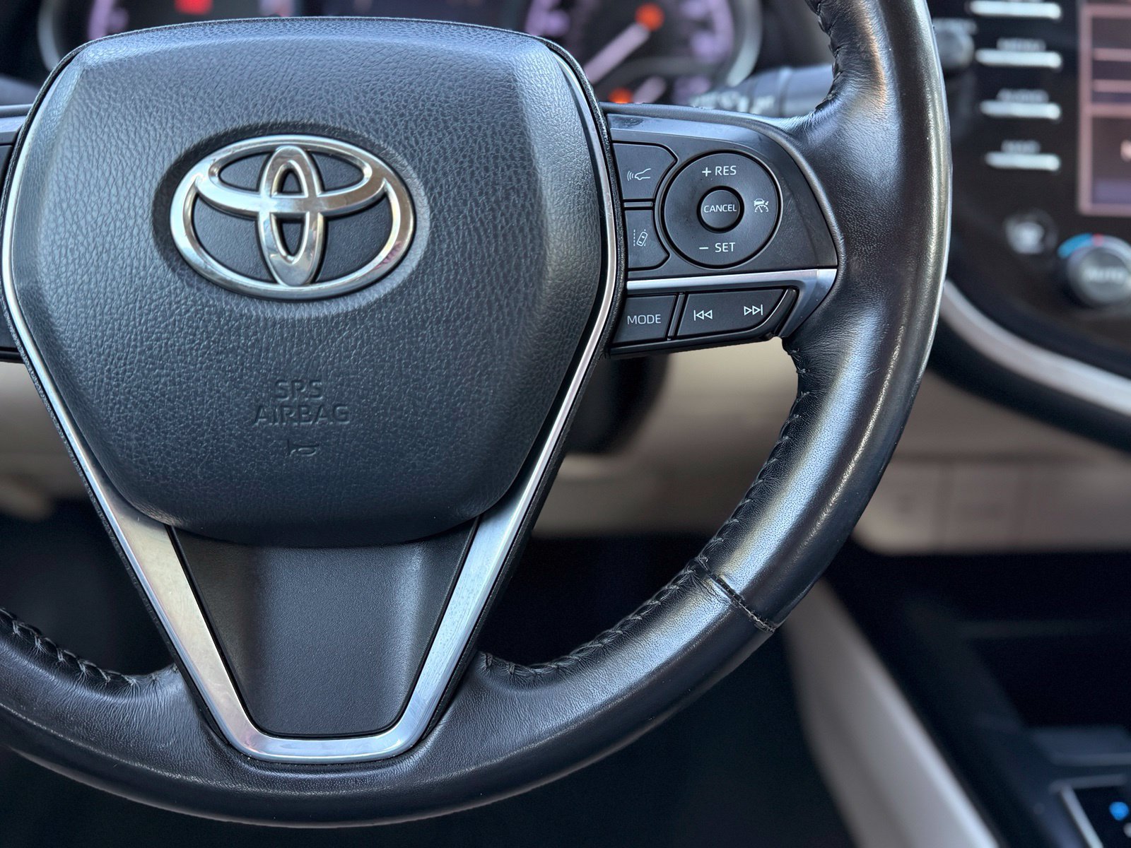 Used 2019 Toyota Camry XLE w/ Carpet Mat Package FWD image 26