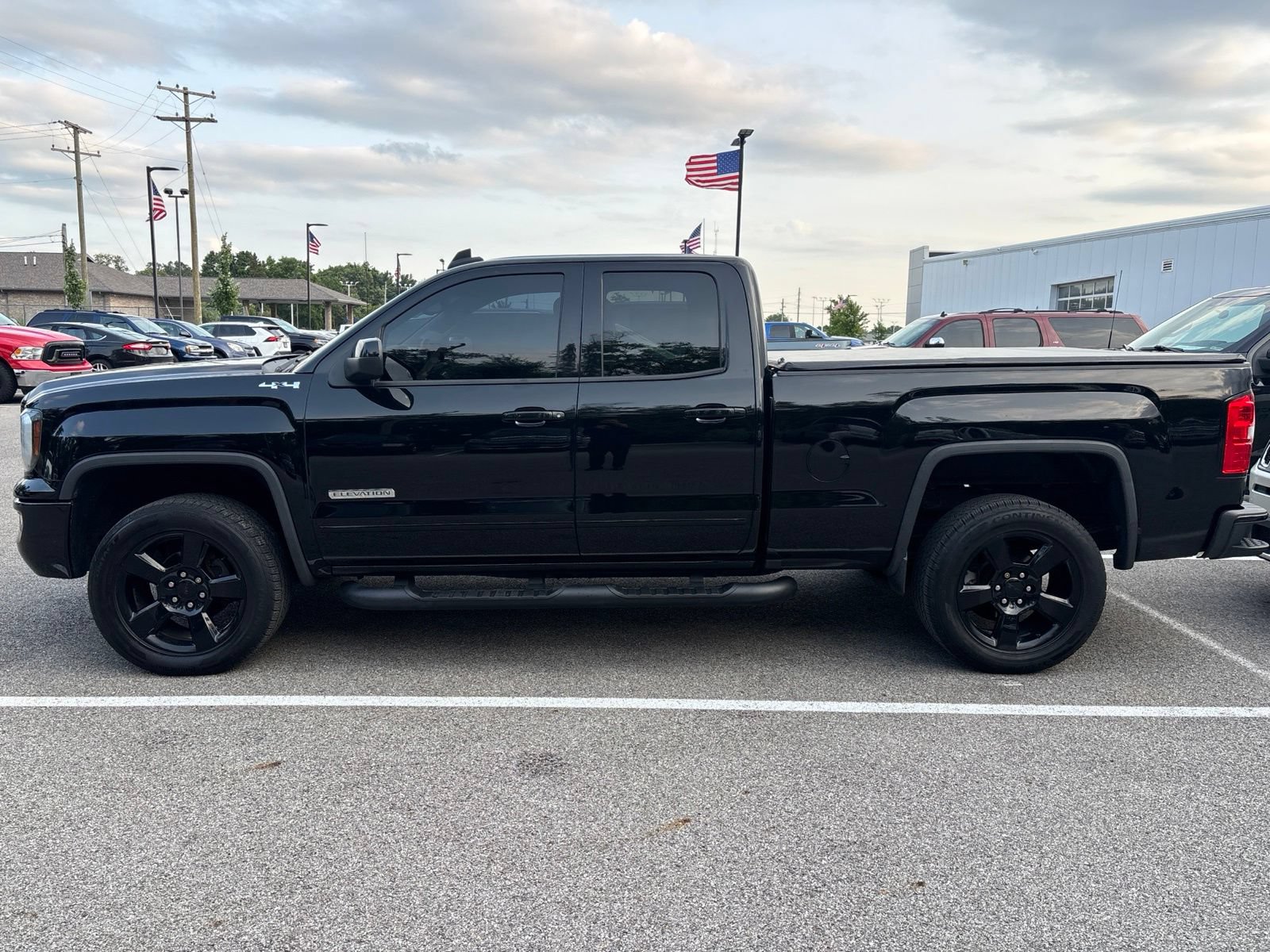 Used 2018 GMC Sierra 1500 4x4 Double Cab w/ Elevation Edition image 6