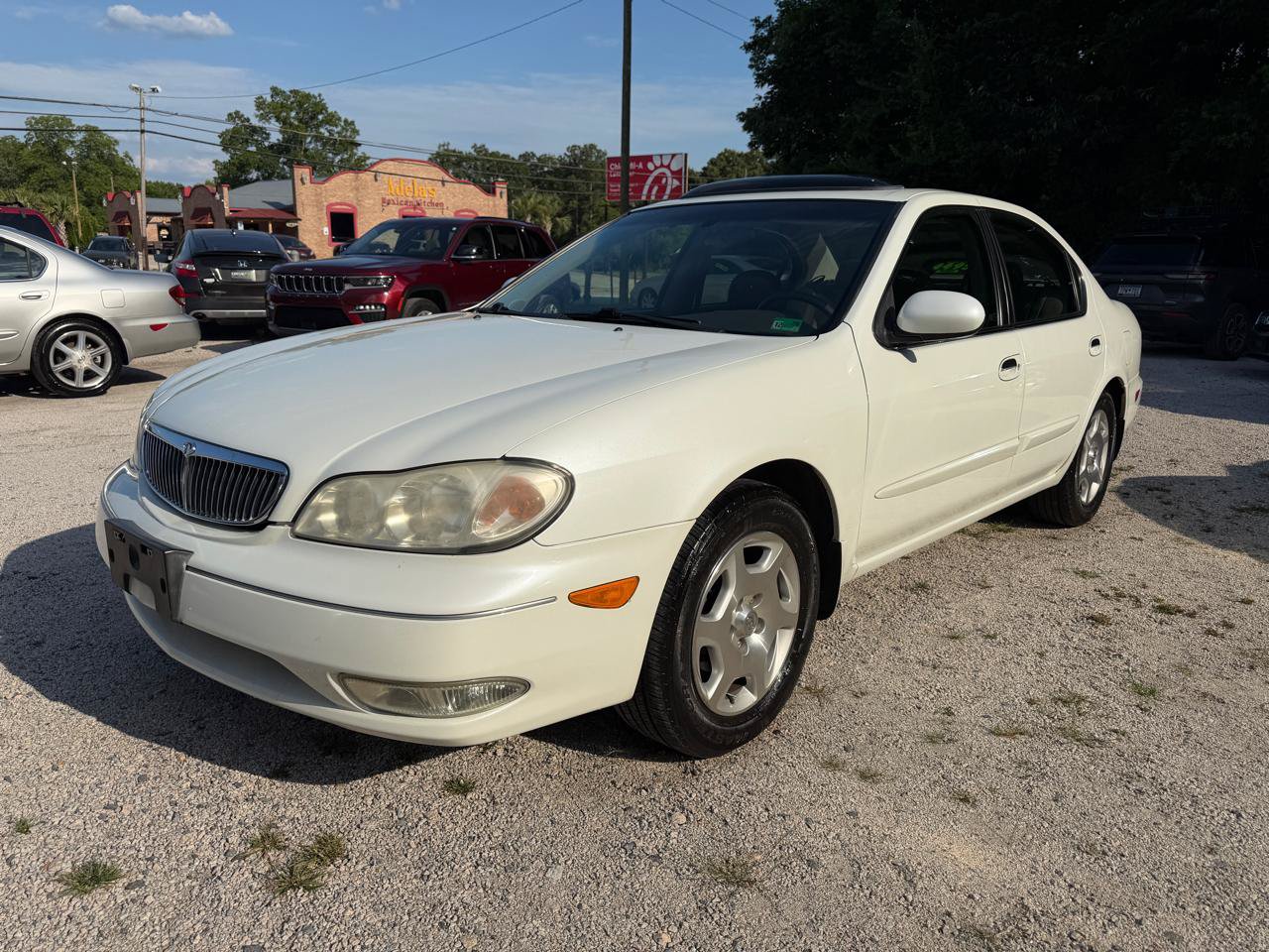 Used 2001 INFINITI I30 FWD image 1