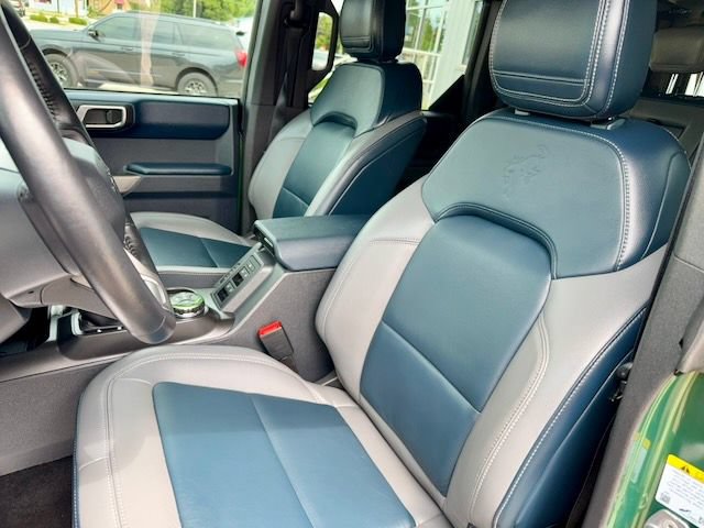 Used 2023 Ford Bronco Outer Banks AWD/4WD image 13