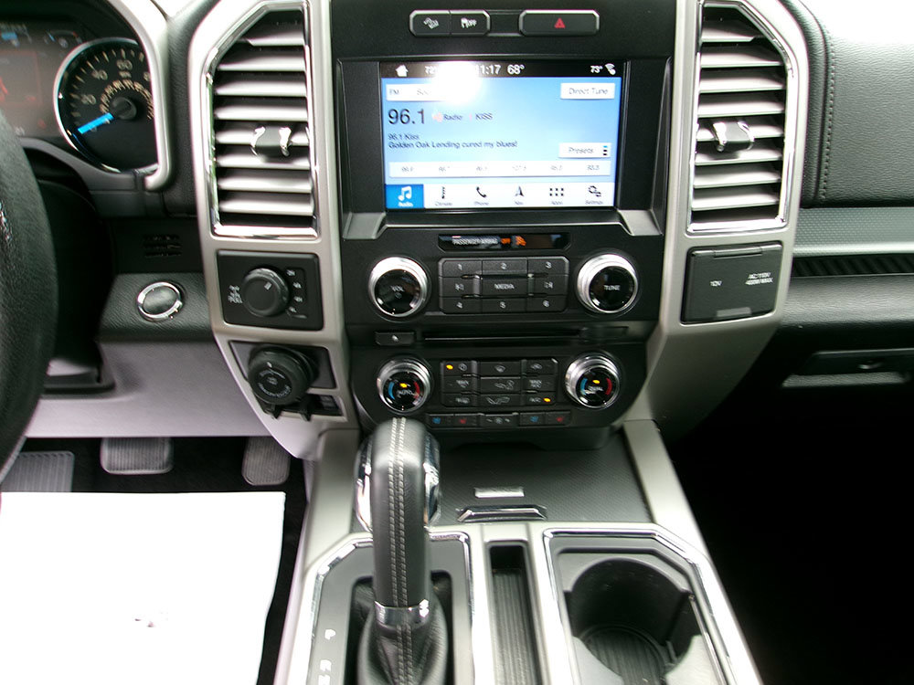 Used 2016 Ford F150 Lariat w/ Equipment Group 502A Luxury AWD/4WD image 20