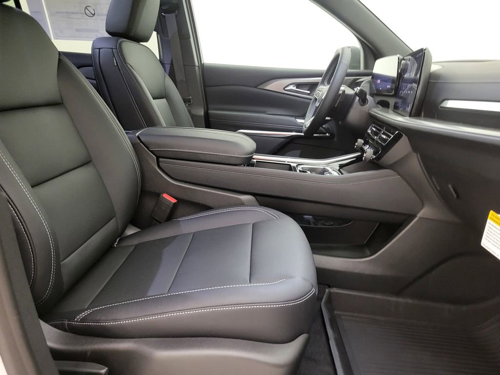New 2026 Chevrolet Traverse LT w/ Driver Confidence Package image 34