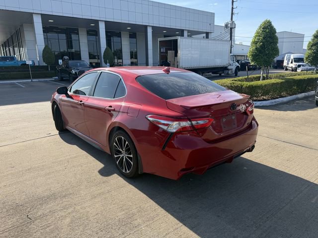 Used 2020 Toyota Camry SE w/ Convenience Package FWD image 6