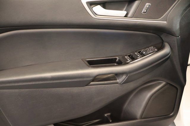 Used 2018 Ford Edge SEL w/ Equipment Group 201A image 11