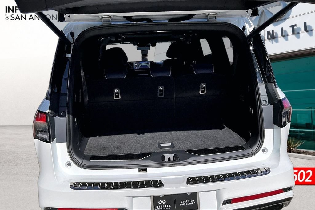 Certified 2026 INFINITI QX80 4WD w/ Sport Exterior Package image 49