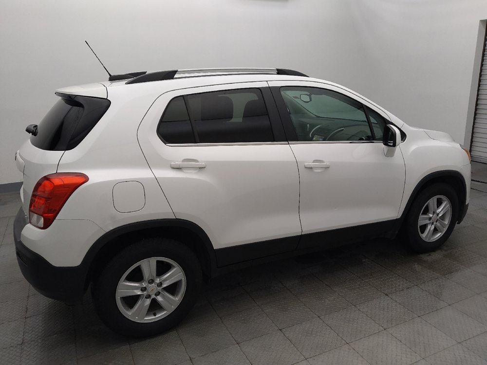 Used 2015 Chevrolet Trax LT FWD image 10