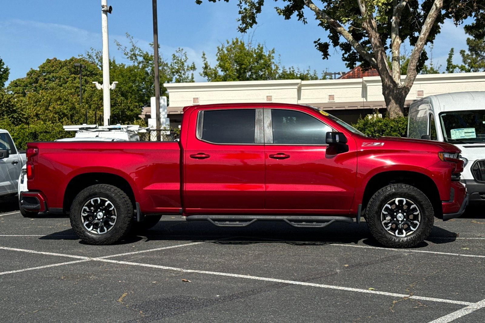 Used 2021 Chevrolet Silverado 1500 RST AWD/4WD image 3