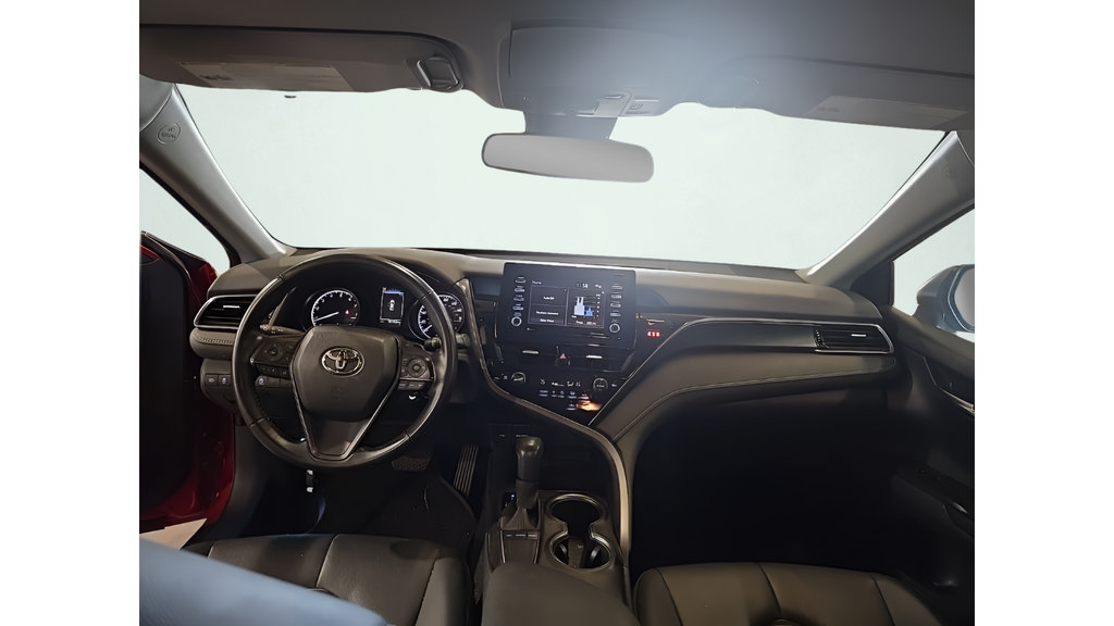 Used 2023 Toyota Camry SE FWD image 11