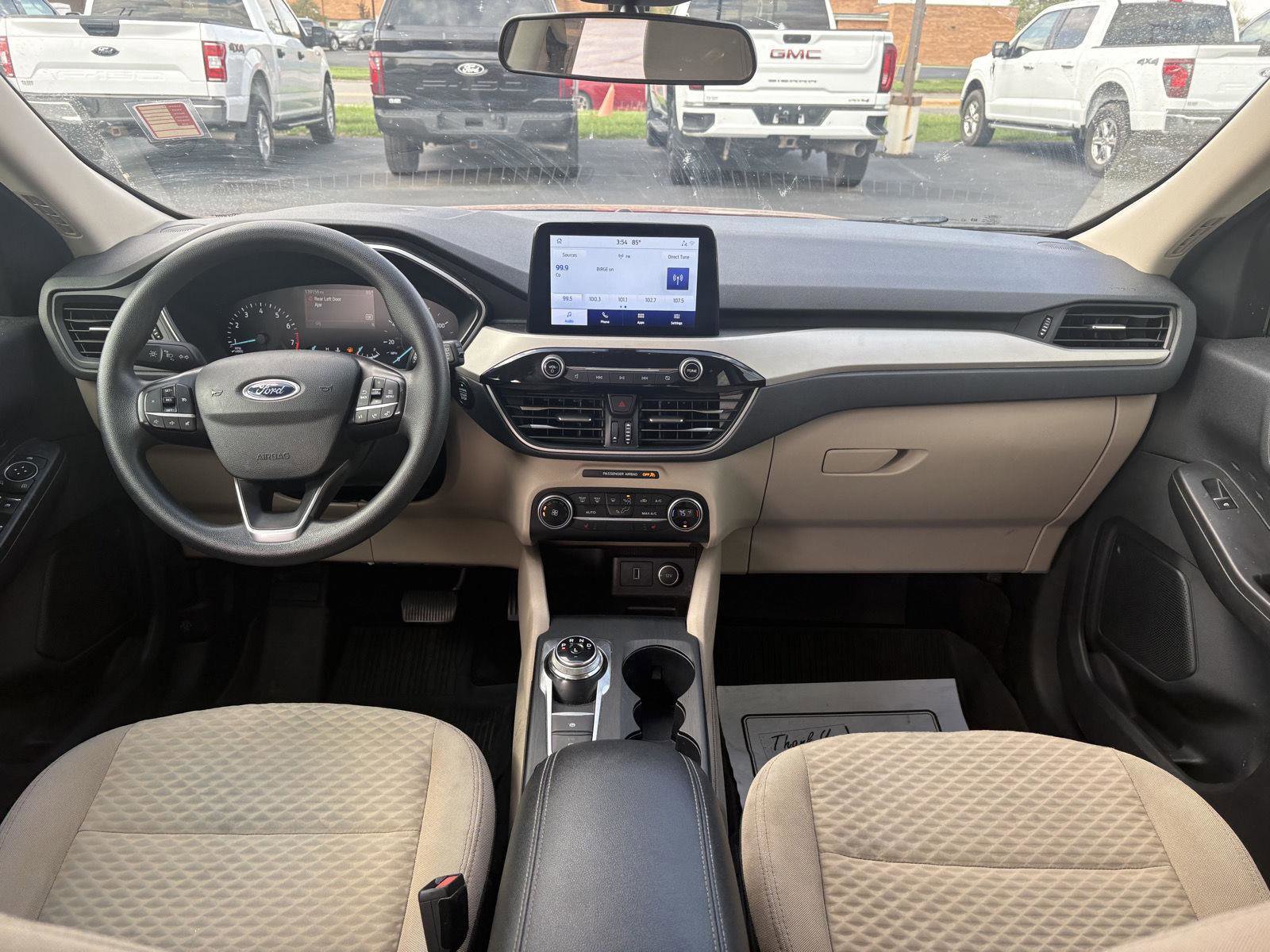Used 2020 Ford Escape SE FWD image 10