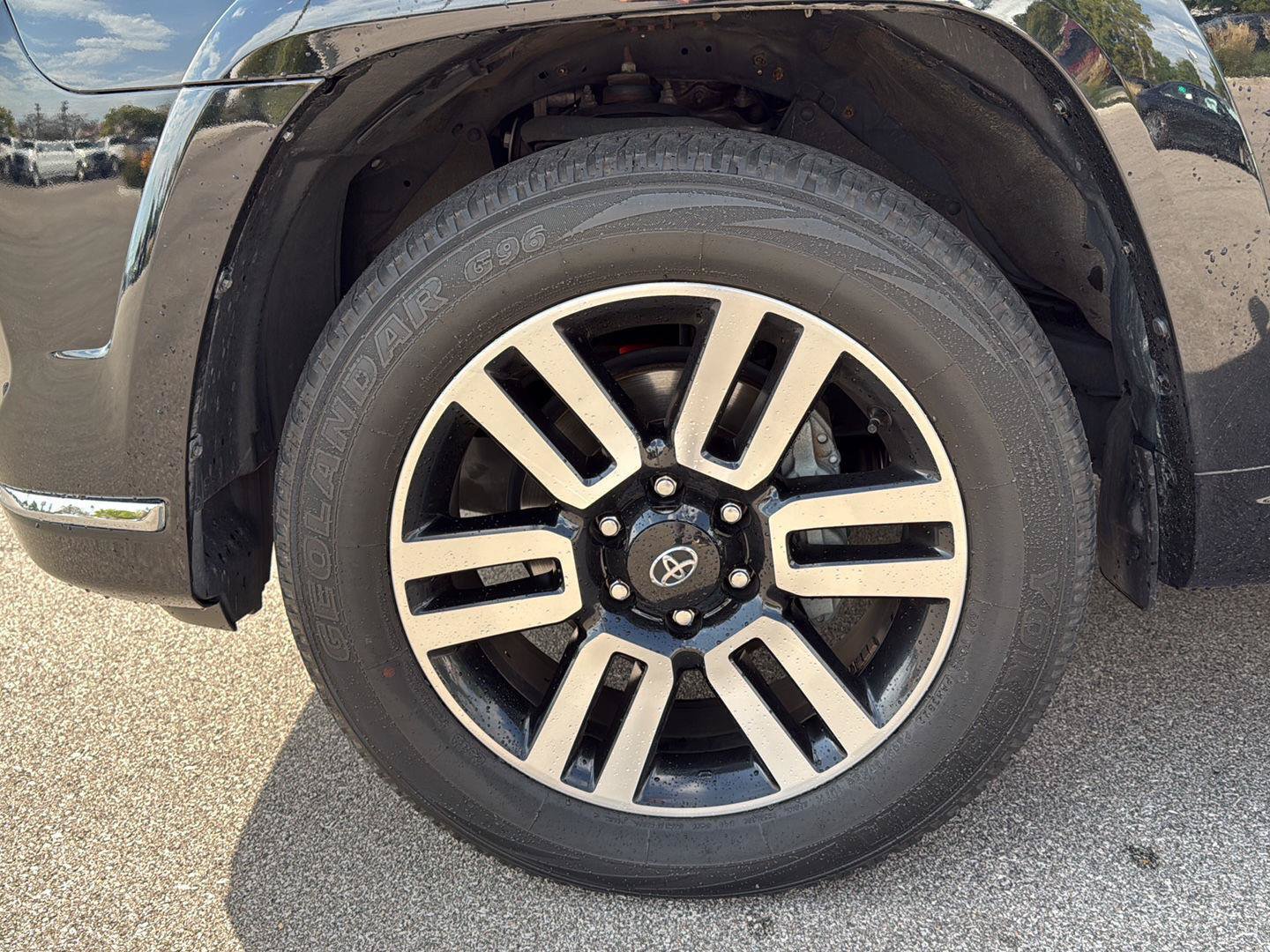 Used 2023 Toyota 4Runner Limited AWD/4WD image 16