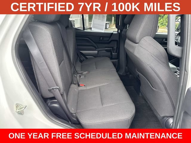 Used 2025 Toyota 4Runner SR5 AWD/4WD image 11