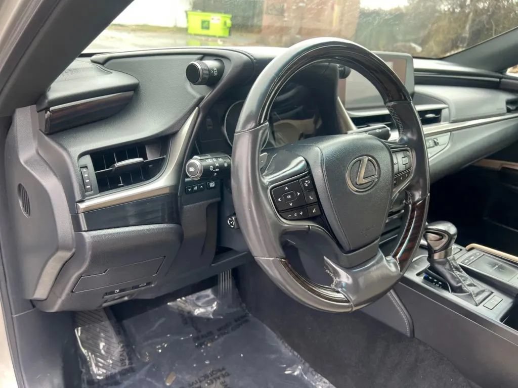 Used 2020 Lexus ES 350 w/ Premium Package FWD image 26