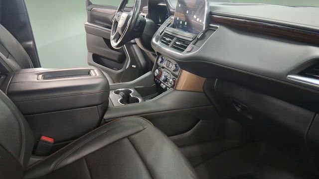 Used 2022 Chevrolet Suburban High Country image 14