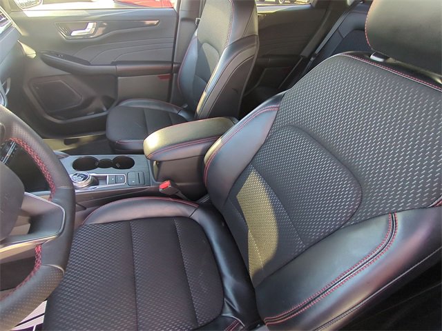 Used 2025 Ford Escape ST-Line w/ Equipment Group 301A image 21