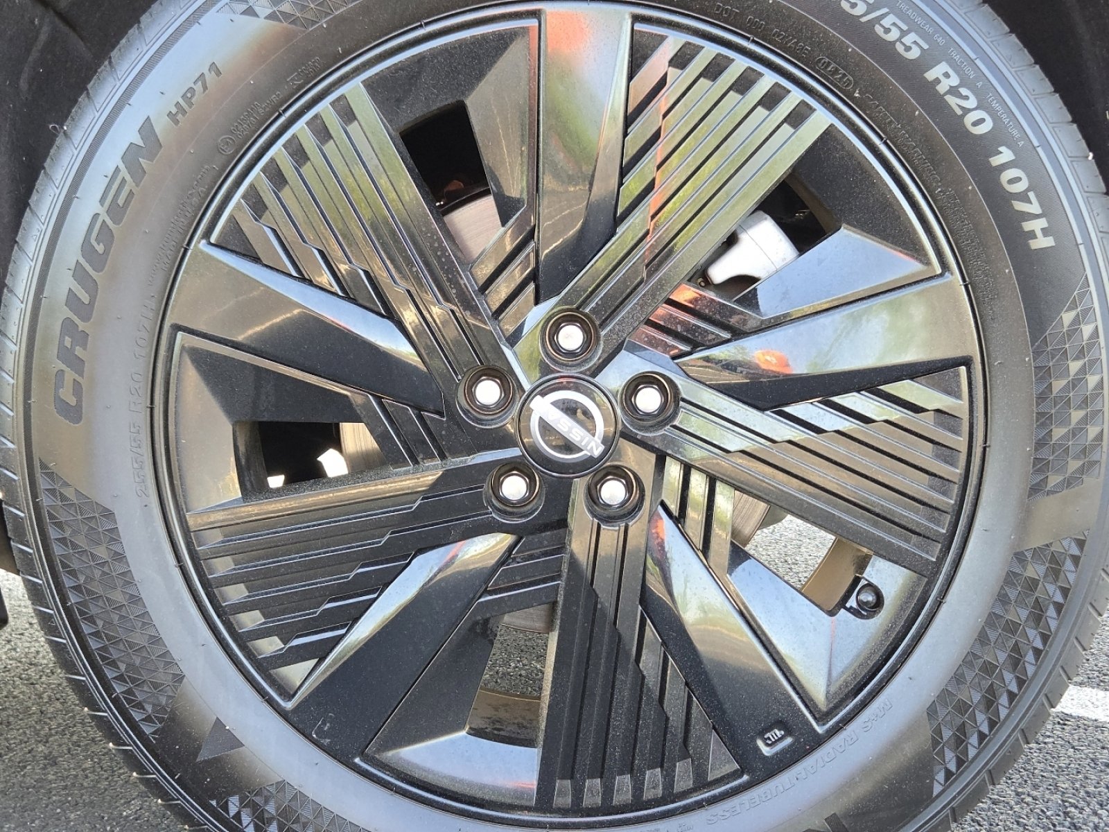 Used 2025 Nissan Murano SV FWD image 13