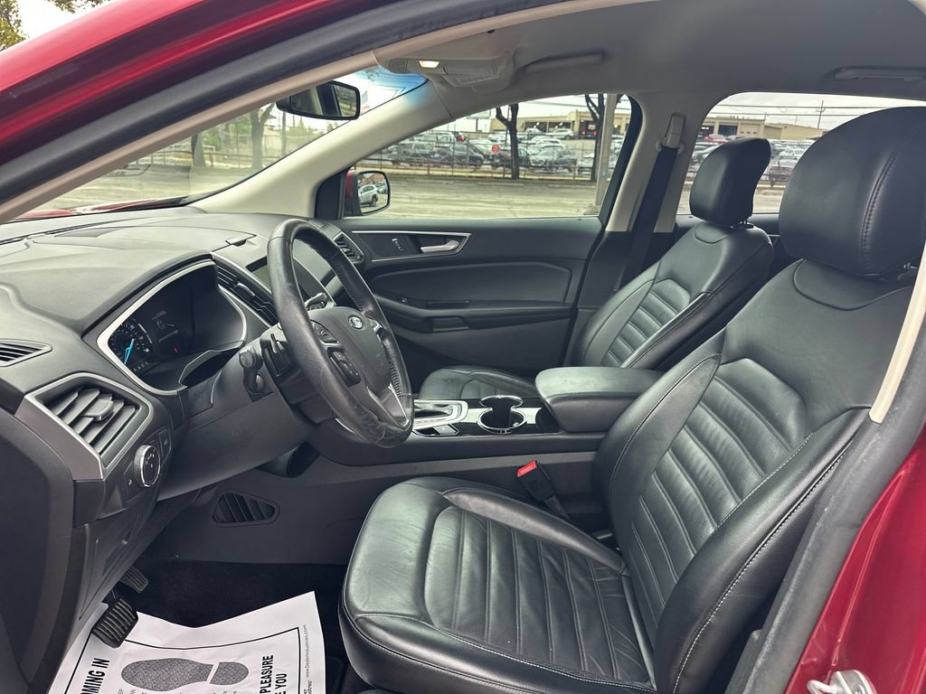 Used 2017 Ford Edge SEL w/ Equipment Group 201A FWD image 10