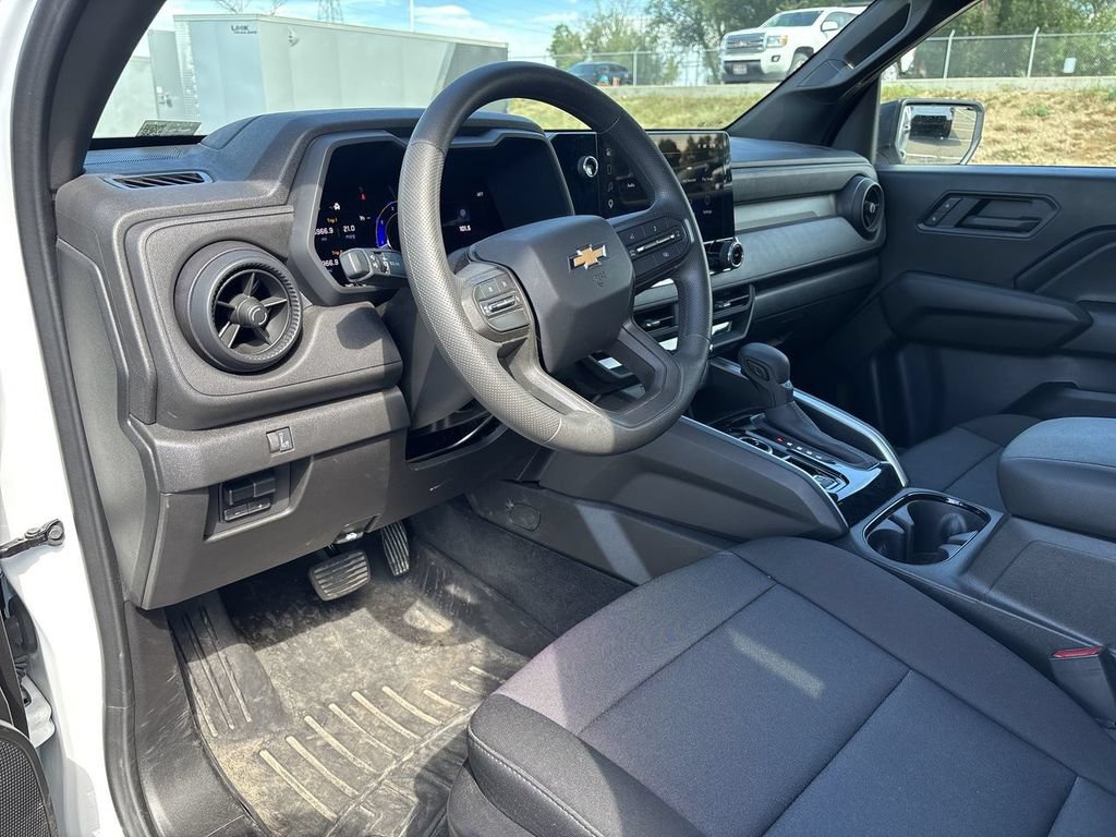 Certified 2026 Chevrolet Colorado W/T w/ Advanced Trailering Package AWD/4WD image 13