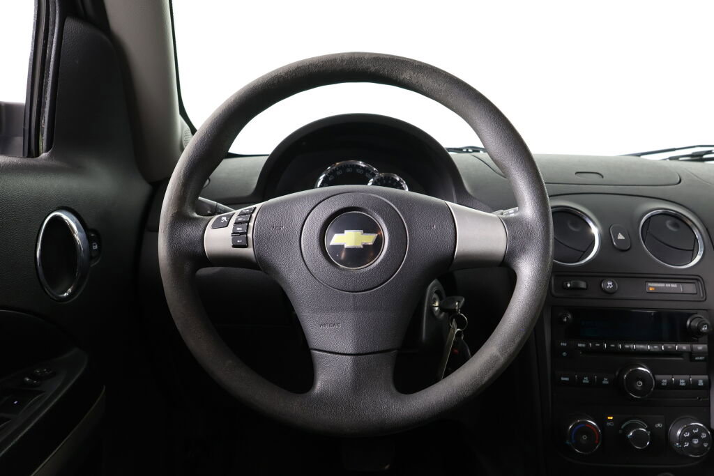 Used 2010 Chevrolet HHR LT image 28