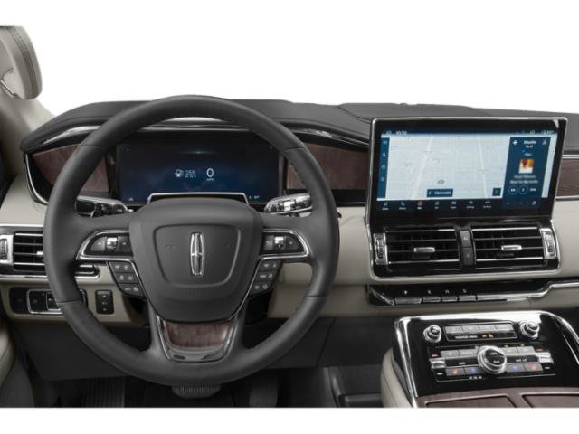 Used 2022 Lincoln Navigator L Reserve w/ Monochromatic Package RWD image 10
