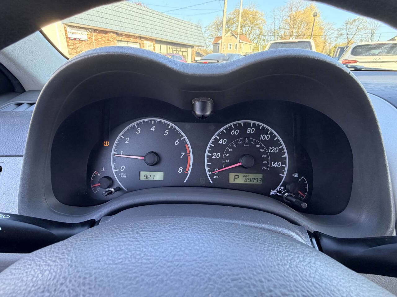 Used 2010 Toyota Corolla LE image 3