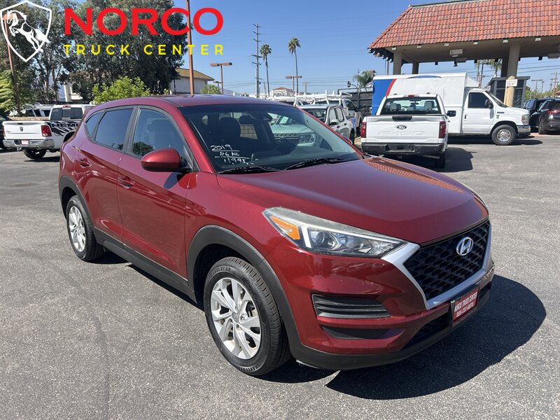 Used 2019 Hyundai Tucson SE FWD image 2