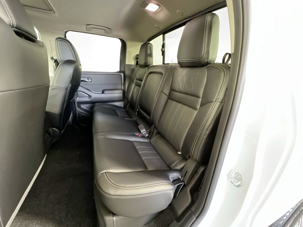 Certified 2024 Nissan Frontier SL w/ Technology Package image 25