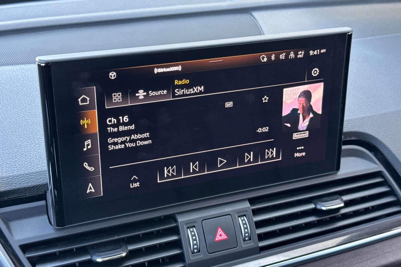 Used 2022 Audi Q5 2.0T Premium image 18