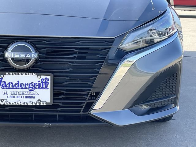 Used 2025 Nissan Altima 2.5 SV FWD image 7