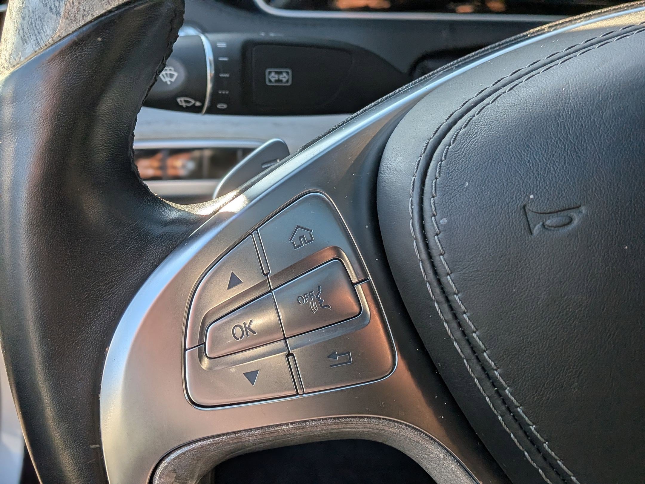 Used 2015 Mercedes-Benz S 63 AMG 4MATIC Sedan image 16