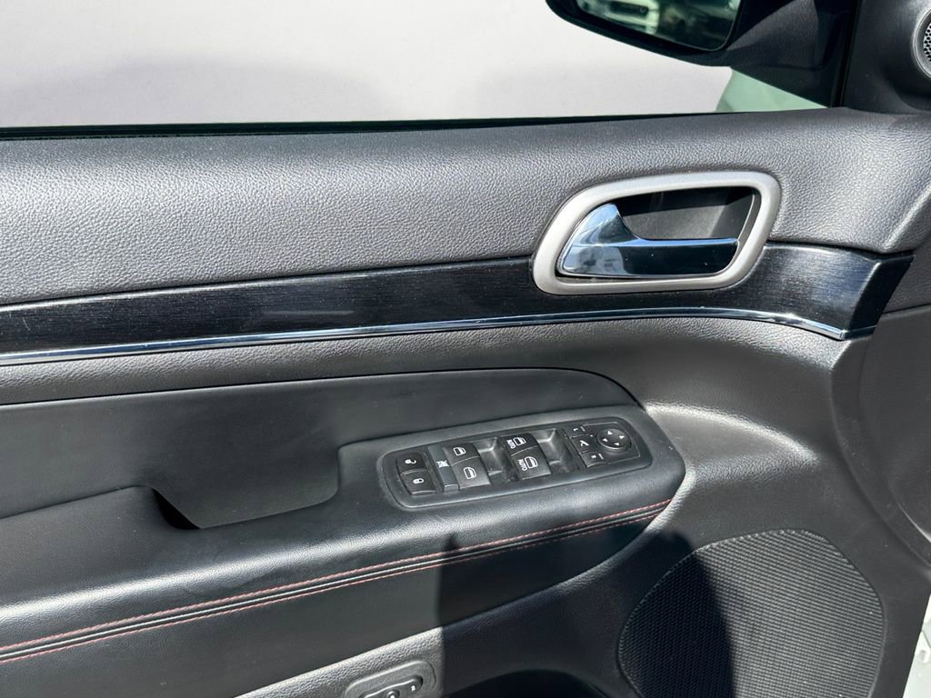 Used 2017 Jeep Grand Cherokee Trailhawk w/ Trailhawk Luxury Group image 23