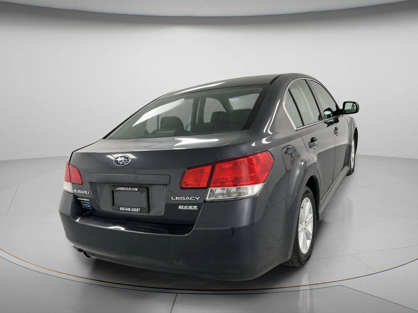 Used 2011 Subaru Legacy 2.5i Premium AWD/4WD image 8