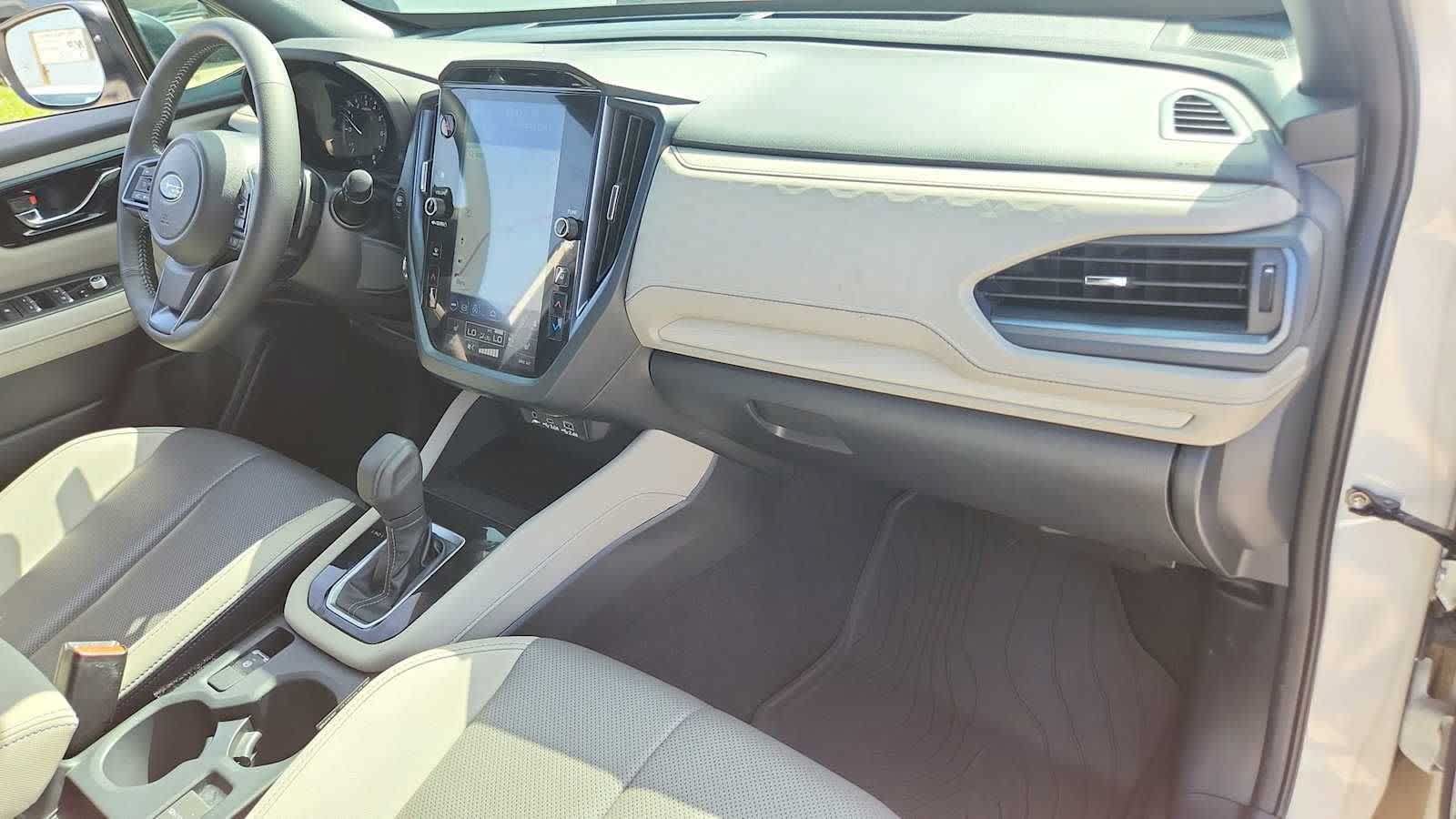 Used 2025 Subaru Forester Limited AWD/4WD image 24