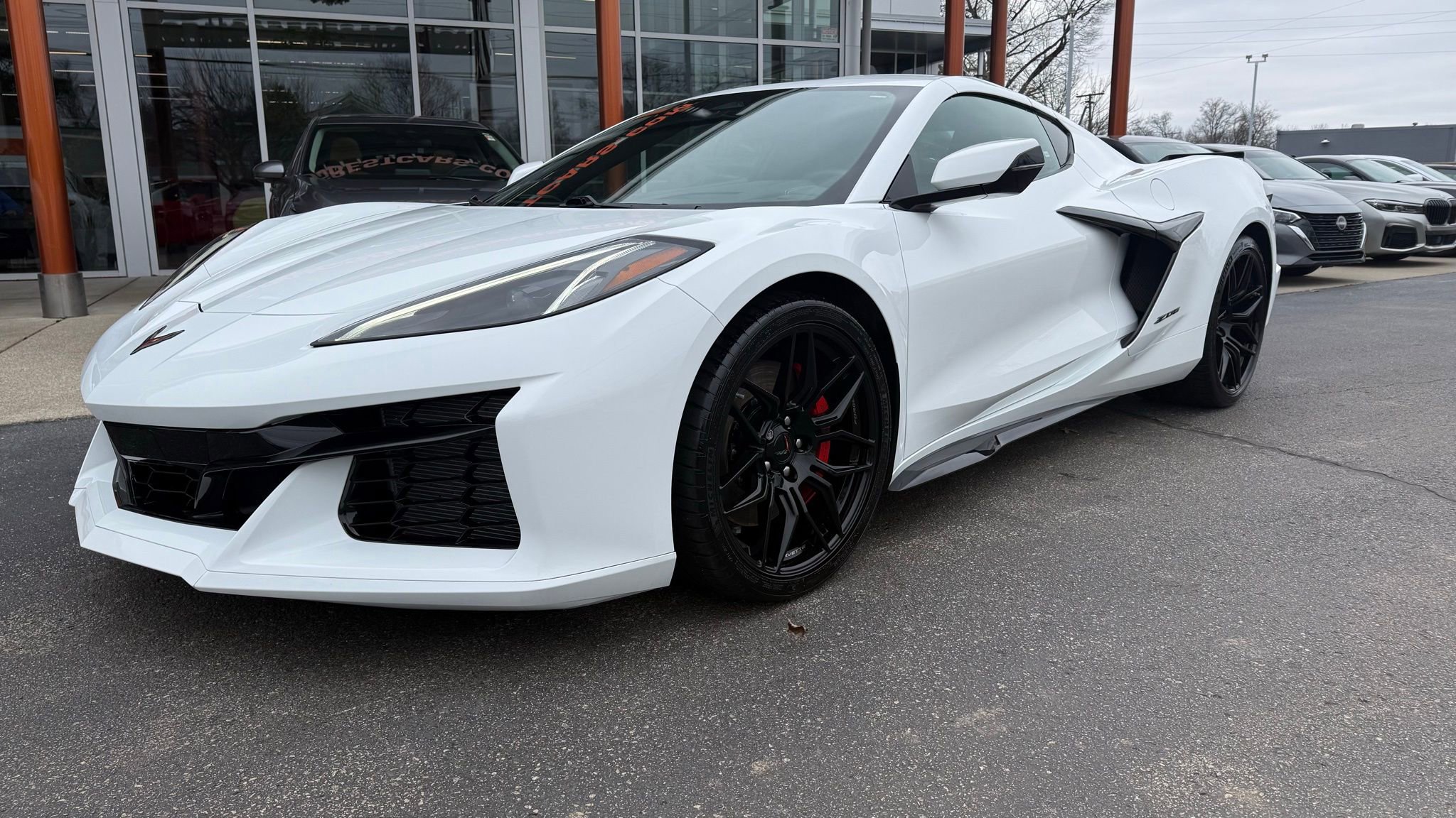 Used 2024 Chevrolet Corvette Z06 image 3
