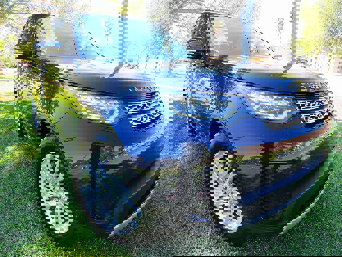 Used 2018 Land Rover Discovery HSE image 11