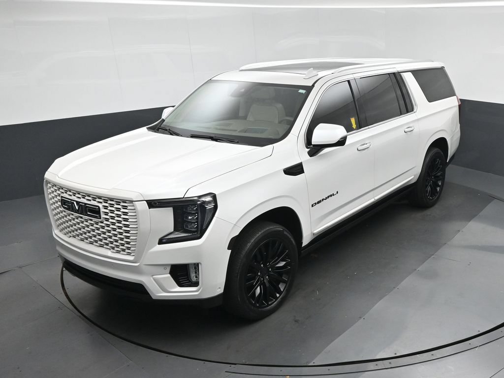 Used 2023 GMC Yukon XL Denali w/ Denali Reserve Package AWD/4WD image 81