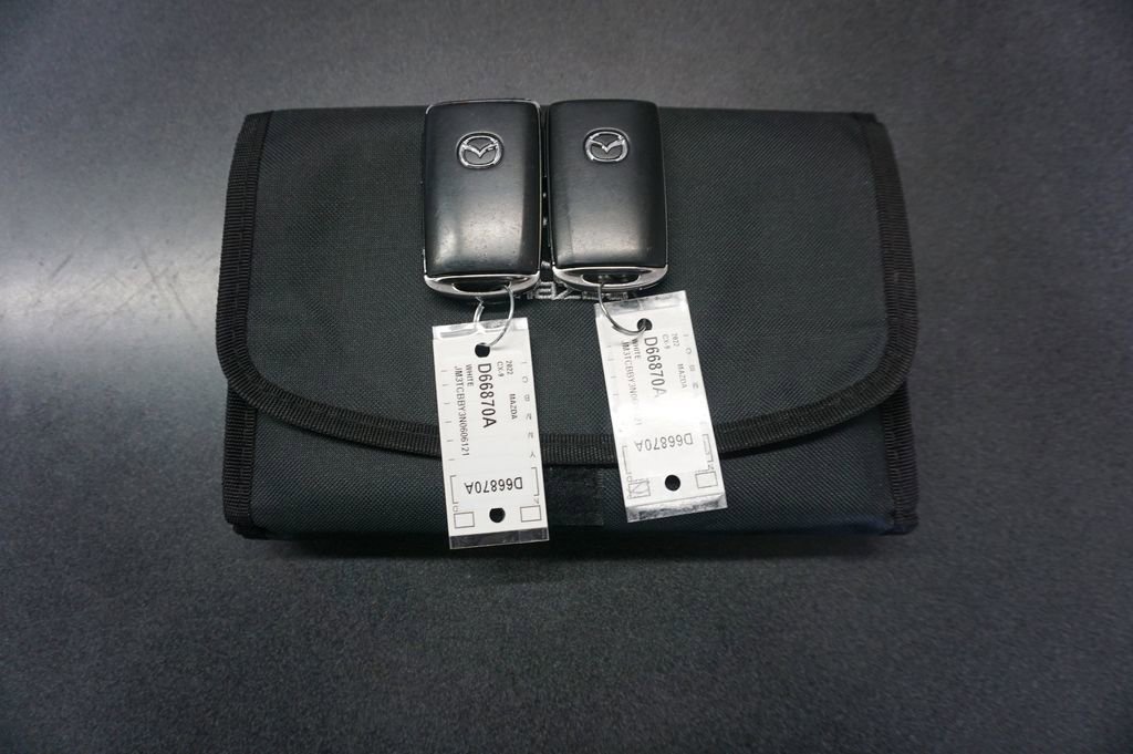 Used 2022 MAZDA CX-9 Sport image 18