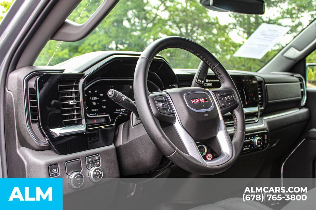 Used 2026 GMC Sierra 1500 SLT RWD image 21
